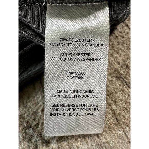 Travis Mathew The Heater Quarter Zip Mens L Grey Pullover Golf Performance - Picture 8 of 9